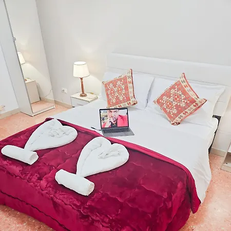 Apartment Next Palace