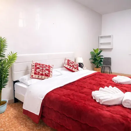 Next Palace Apartment *