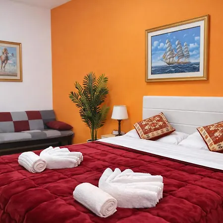 Apartment Next Palace Rome