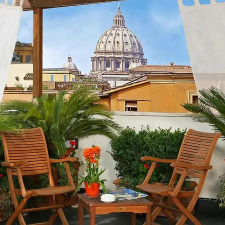 Next Palace דירה